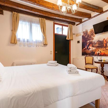 Residenza Centopietre - Dorsoduro By Wonderful Italy Venetië Buitenkant foto
