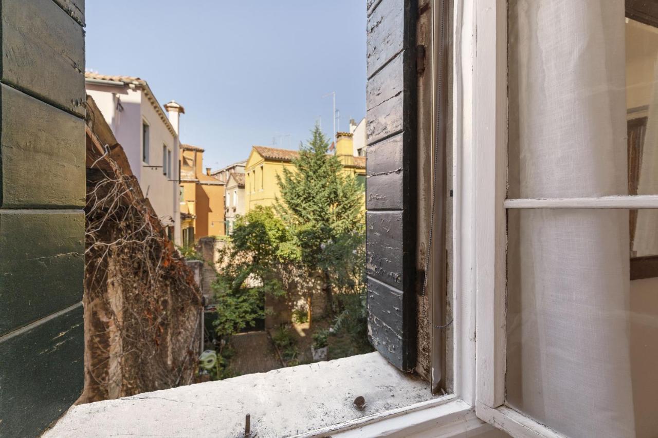 Residenza Centopietre - Dorsoduro By Wonderful Italy Venetië Buitenkant foto