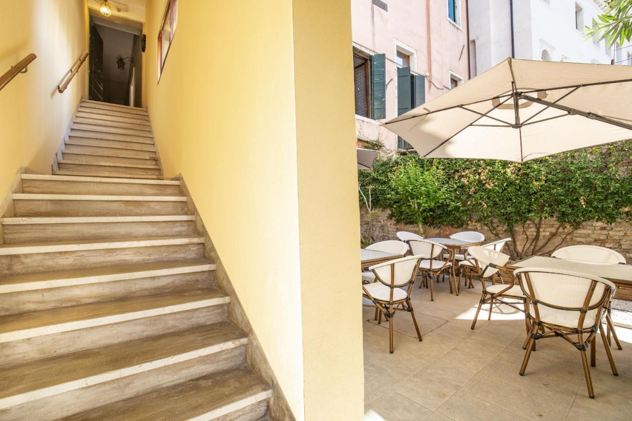 Residenza Centopietre - Dorsoduro By Wonderful Italy Venetië Buitenkant foto